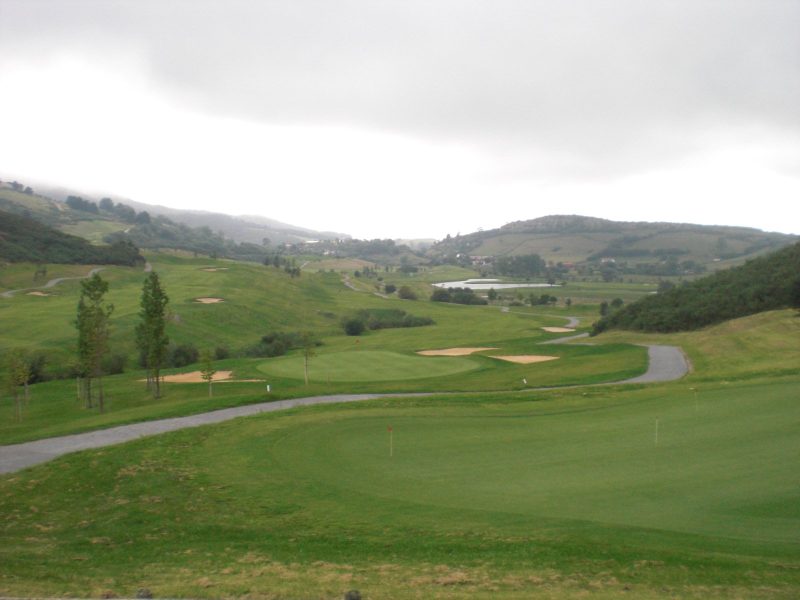 Gudhjem Golfklub – Rø Golfbaner