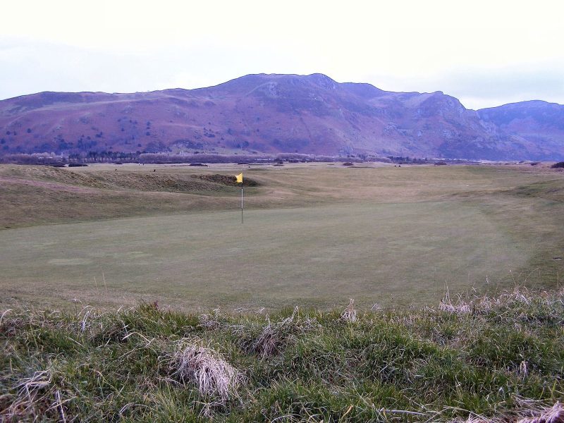 Gudhjem Golfklub – Rø Golfbaner
