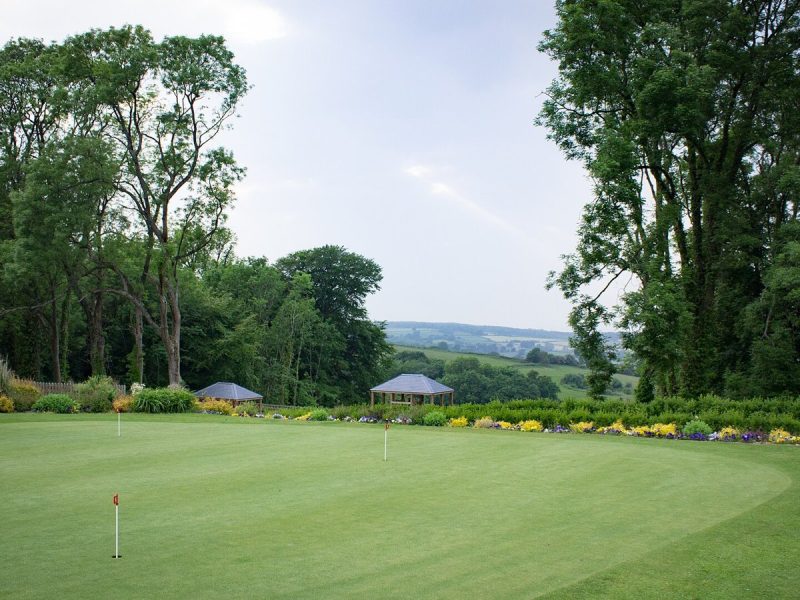Gudhjem Golfklub – Rø Golfbaner